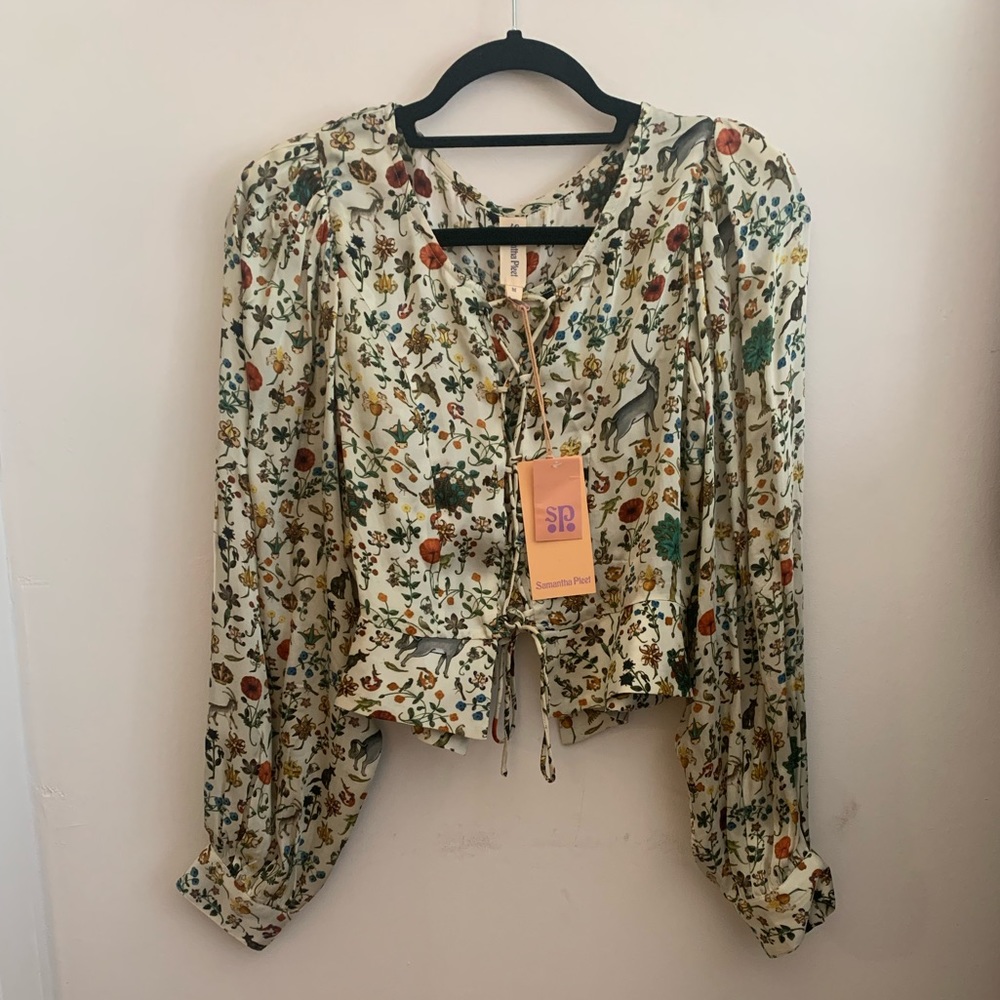 Samantha Pleet Cropped Blouse